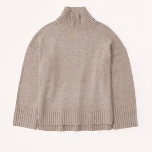 Abercrombie & Fitch Tuckable Easy Turtleneck Sweater
